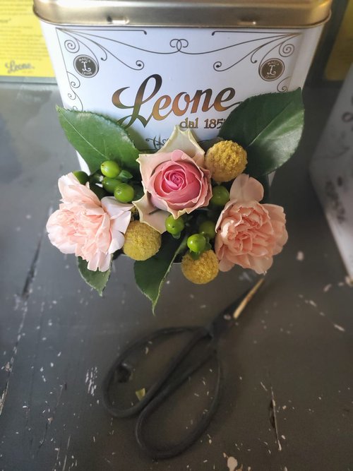 Latta Leone Fiorita Dispenser
