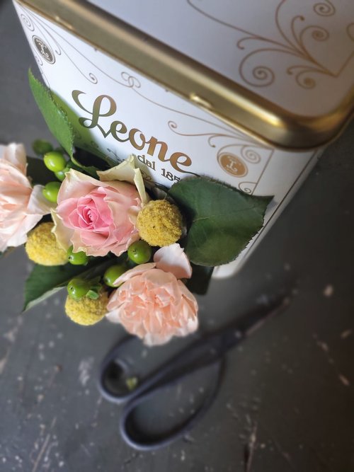 Latta Leone Fiorita Dispenser