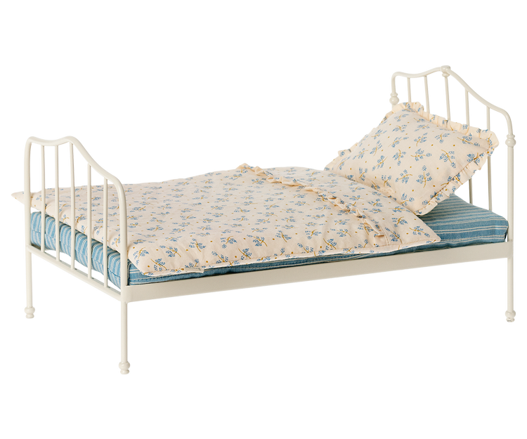 Letto in miniatura